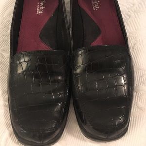 What’s what back loafers 👞